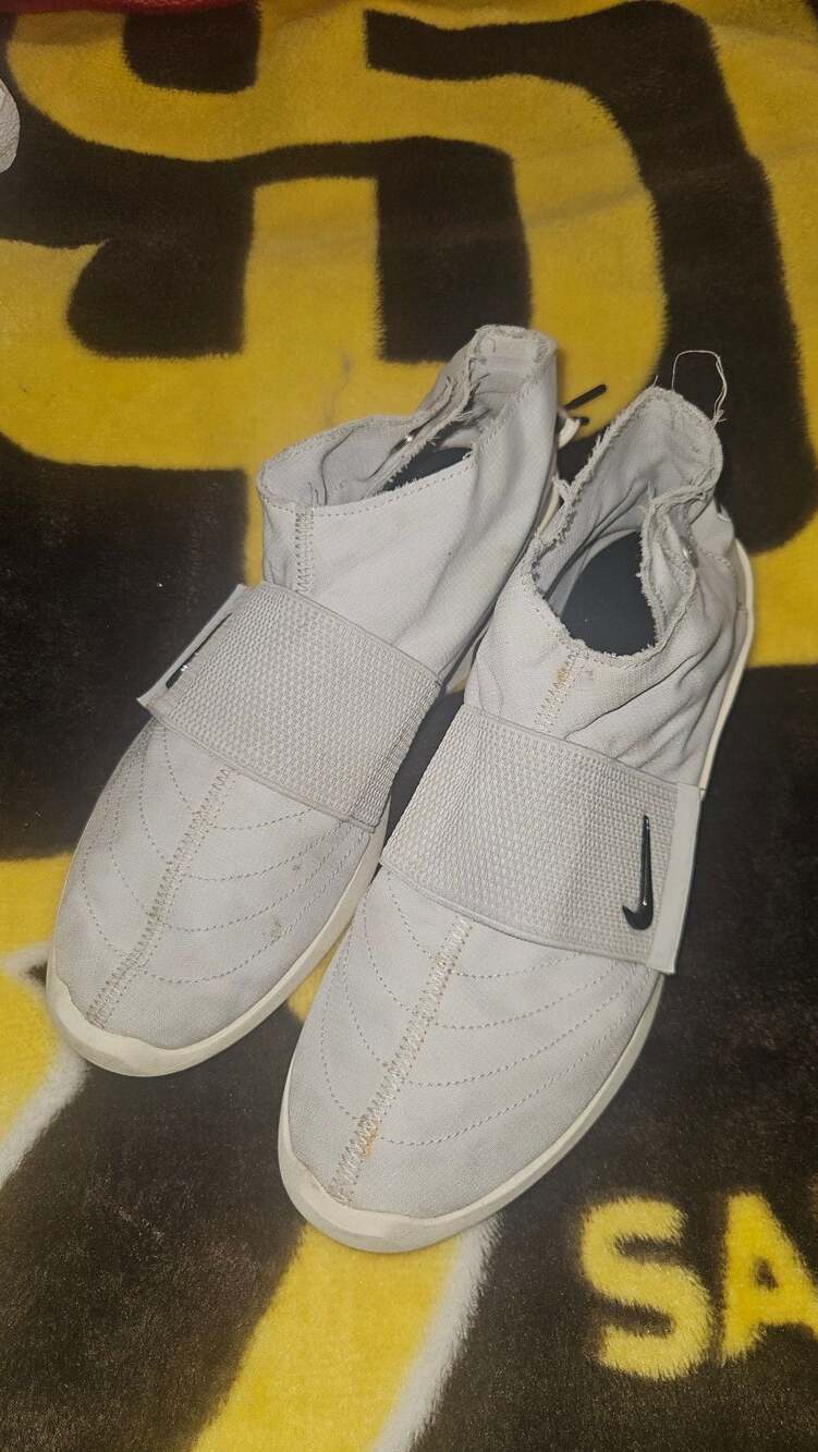 Nike Air Fear Of God Moc 'Pure Platinum' (AT8086-001)